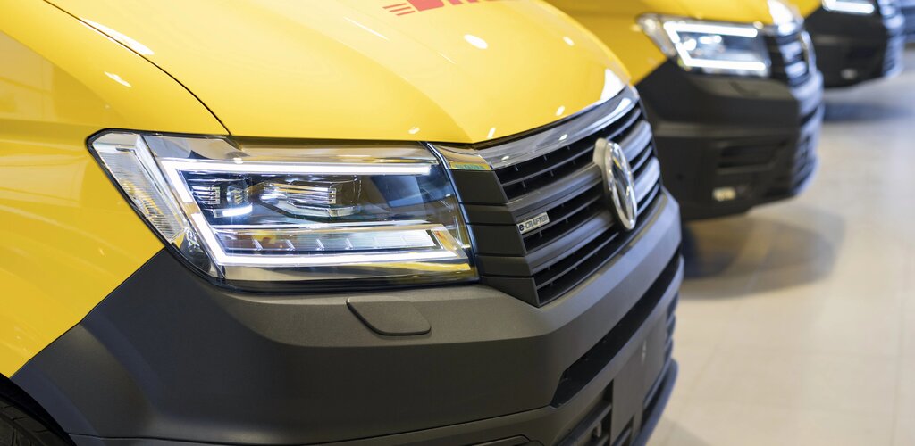 Elektryczne Volkswageny Craftery finansowane przez VWFS  trafiły do DHL Express