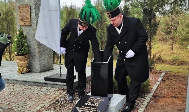 Granulat miedzi, karabińczyk z wyprawy polskiego himalaisty – wyjątkowa pamiątka na zakończenie jubileuszu KGHM