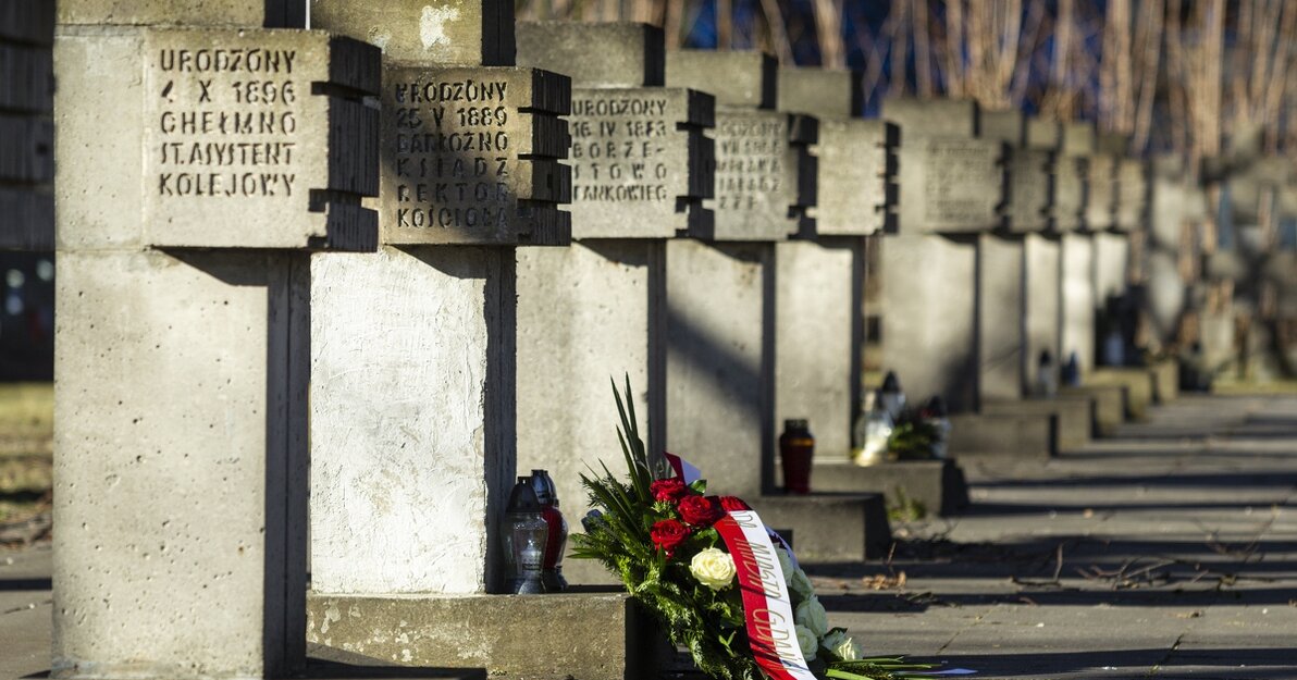 Cmentarz Ofiar Hitleryzmu na Zaspie. Groby poległych.