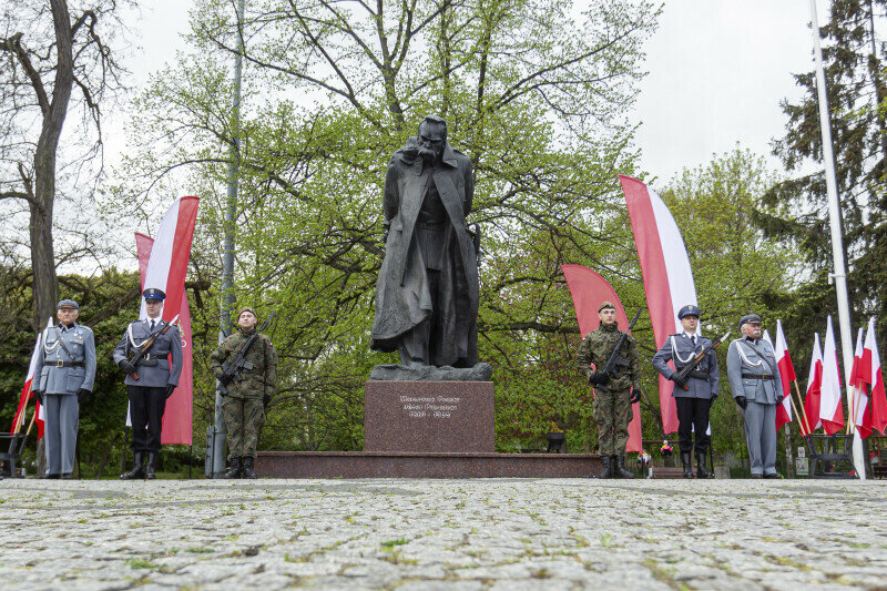 Upamiętnienie marszałka Józefa Piłsudskiego w 87  rocznicę śmierci fot  Piotr Wittman www gdansk (1)
