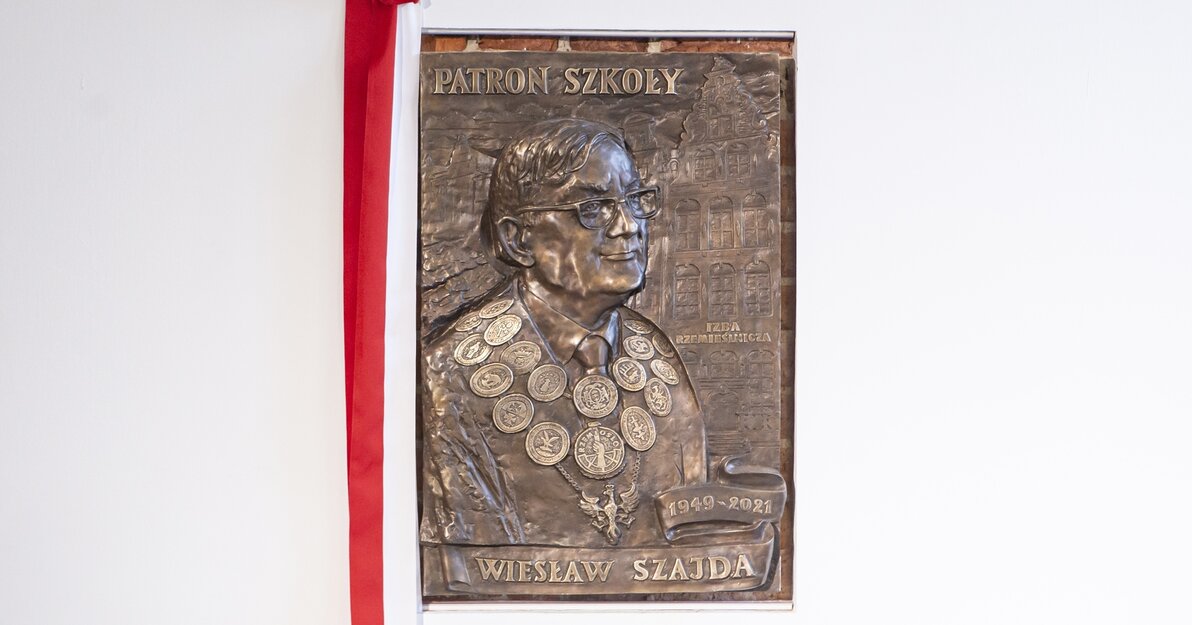 Tablica Wiesława Szajdy w Pomorskich Szkołach Rzemiosł