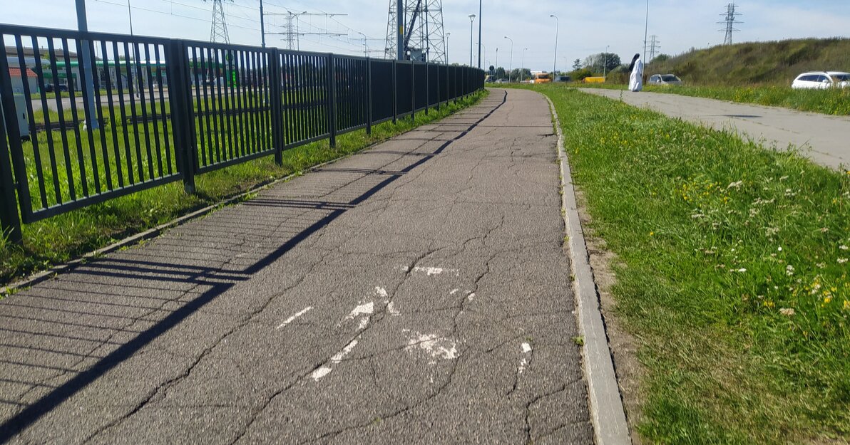 Fragment drogi rowerowej wzdłuż ul  Witosa na Chełmie  Fot GZDiZ