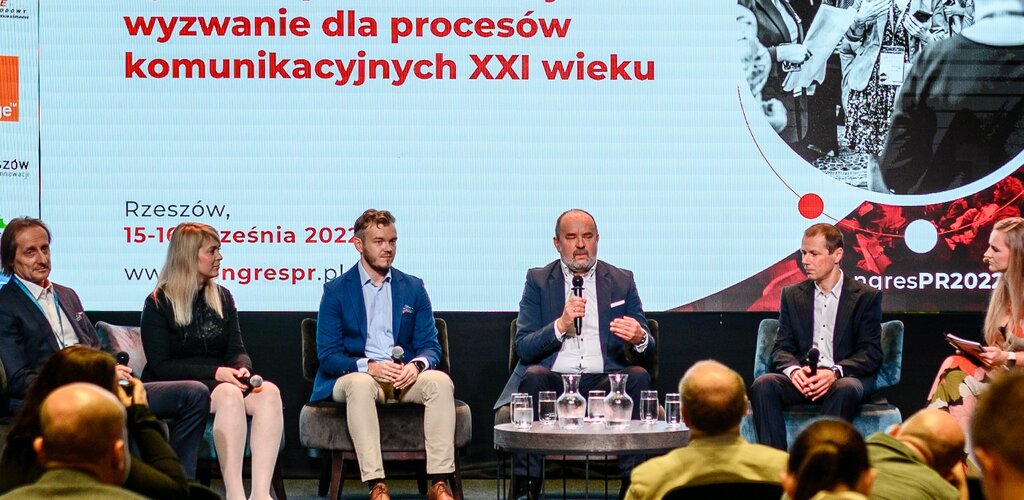 Cyberbezpieczeństwo jako wyzwanie dla procesów komunikacyjnych w XXI wieku