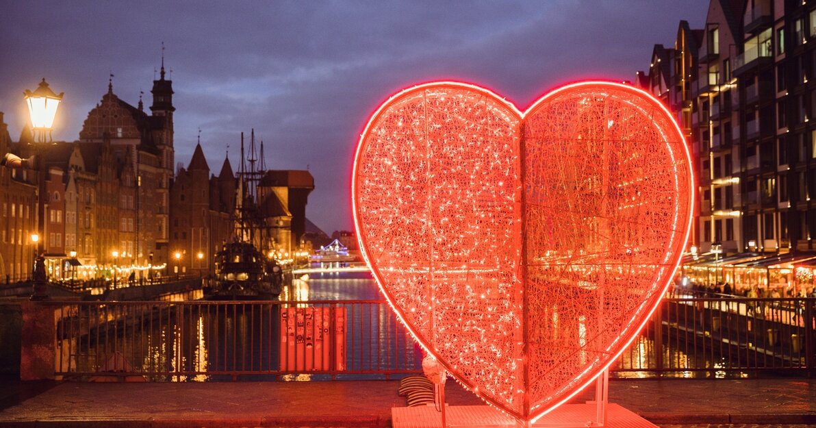 Walentynkowe serce na Zielonym Moście, fot. Dominik Paszliński