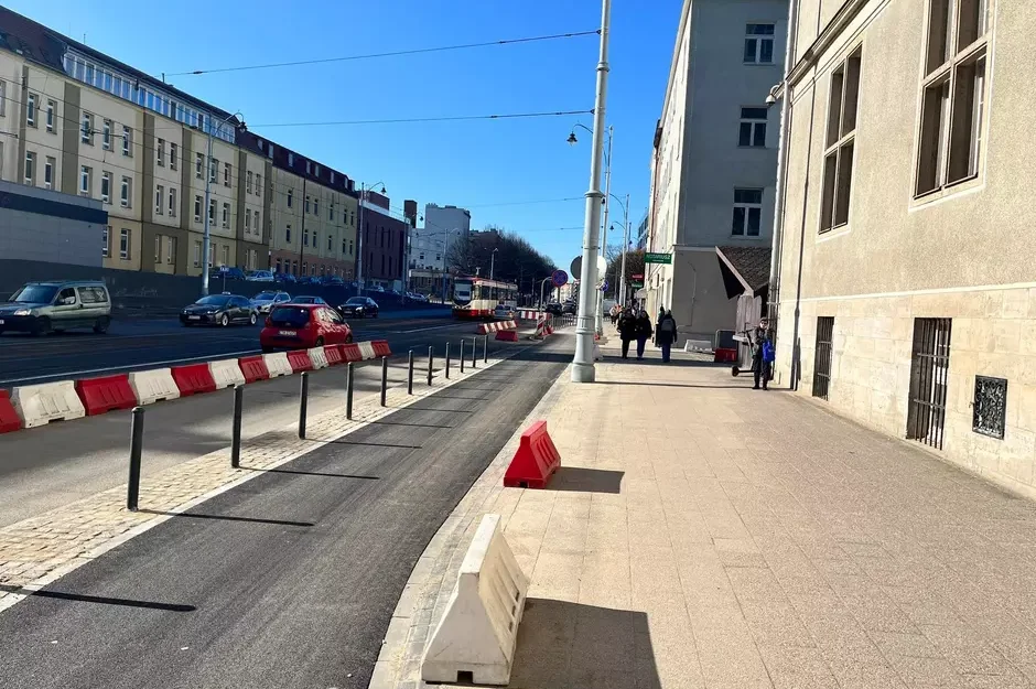 Skrzyżowanie ulic Nowe Ogrody i Strzeleckiej.