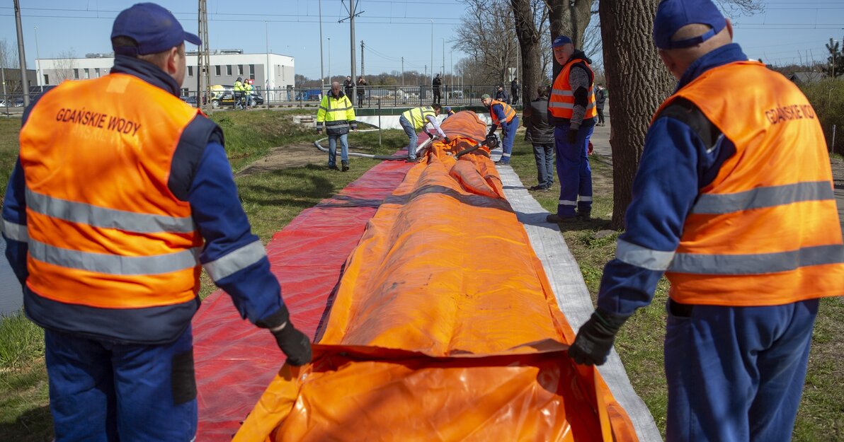 ćwiczeniach przeciwpowodziowe, fot. Jerzy Pinkas / www.gdansk.pl