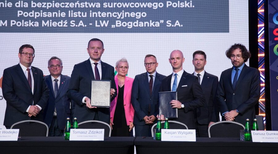 Together for the security of Poland's raw materials, KGHM and Lubelski Węgiel "Bogdanka" signed a letter of intent on cooperation