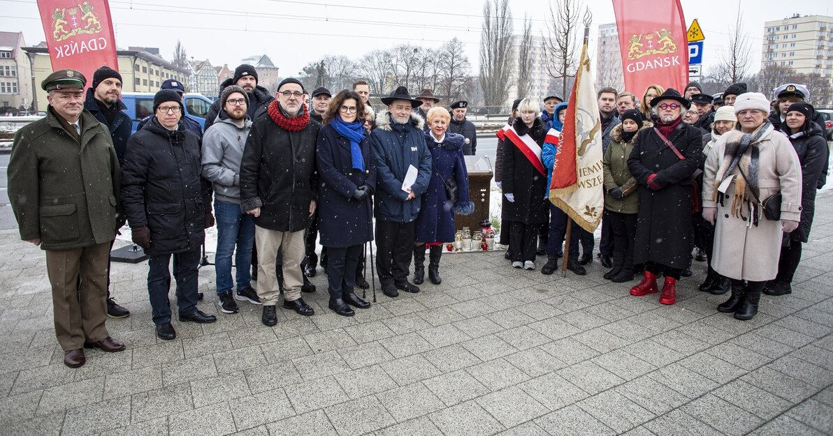 Odsłonięciu tablicy poświęconej budynkowi żydowskiego getta, fot Piotr Wittman (4)