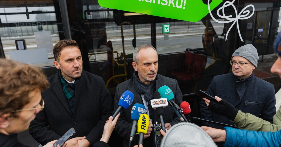 Autobusy elektryczne, fot. Dominik Paszliński/ www.gdansk.pl 