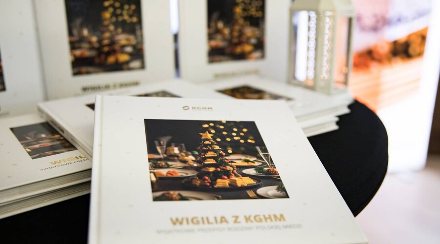 Christmas Eve with KGHM - the employees of Polska Miedź prepared a unique album with Christmas traditions