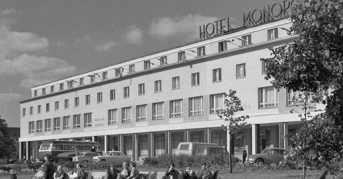 Hotel Monopol w Gdańsku, lata 60  XX wieku, Marian Murman, mat  MG