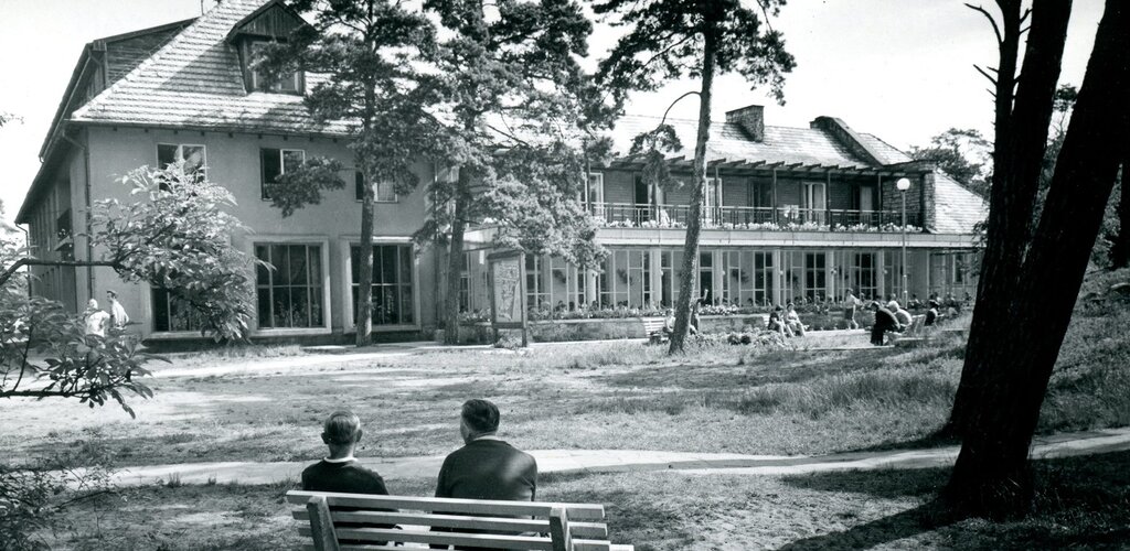 Dom Wypoczynkowy Związku Zawodowego Pracowników Łączności na Stogach, fot  M  Murman, lata 60  XX w 