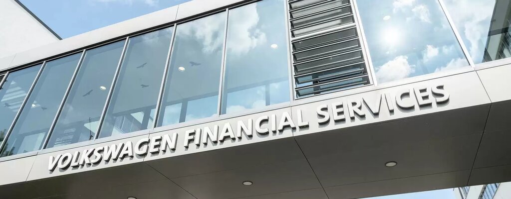 Volkswagen Financial Services umacnia pozycję lidera w finansowaniu aut osobowych