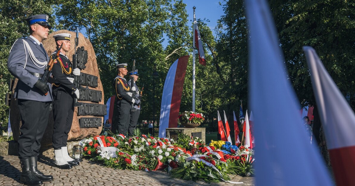 Upamiętnienie rocznicy wybuchu Powstania Warszawskiego fot. Dominik Paszliński