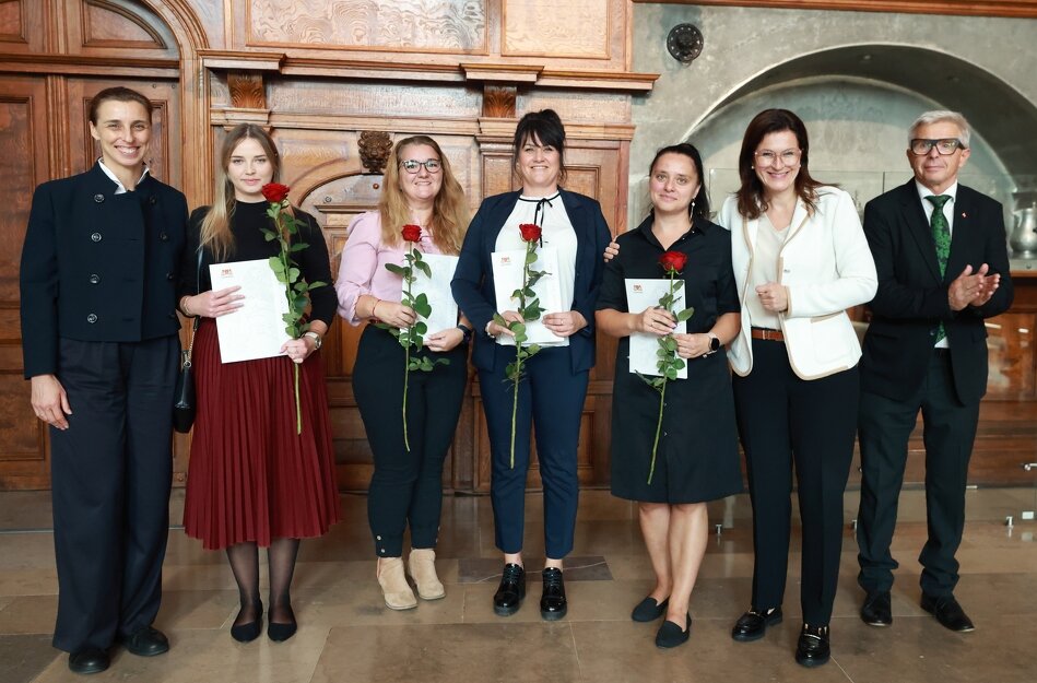 wreczenie aktów mianowania dla gdanskich nauczycieli, fot  G Mehring, www gdansk pl (6)