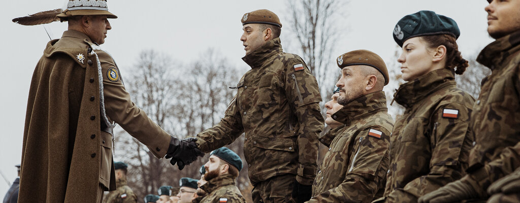 “Wierny przysiędze wojskowej, świadom godności oficera Wojska Polskiego..."