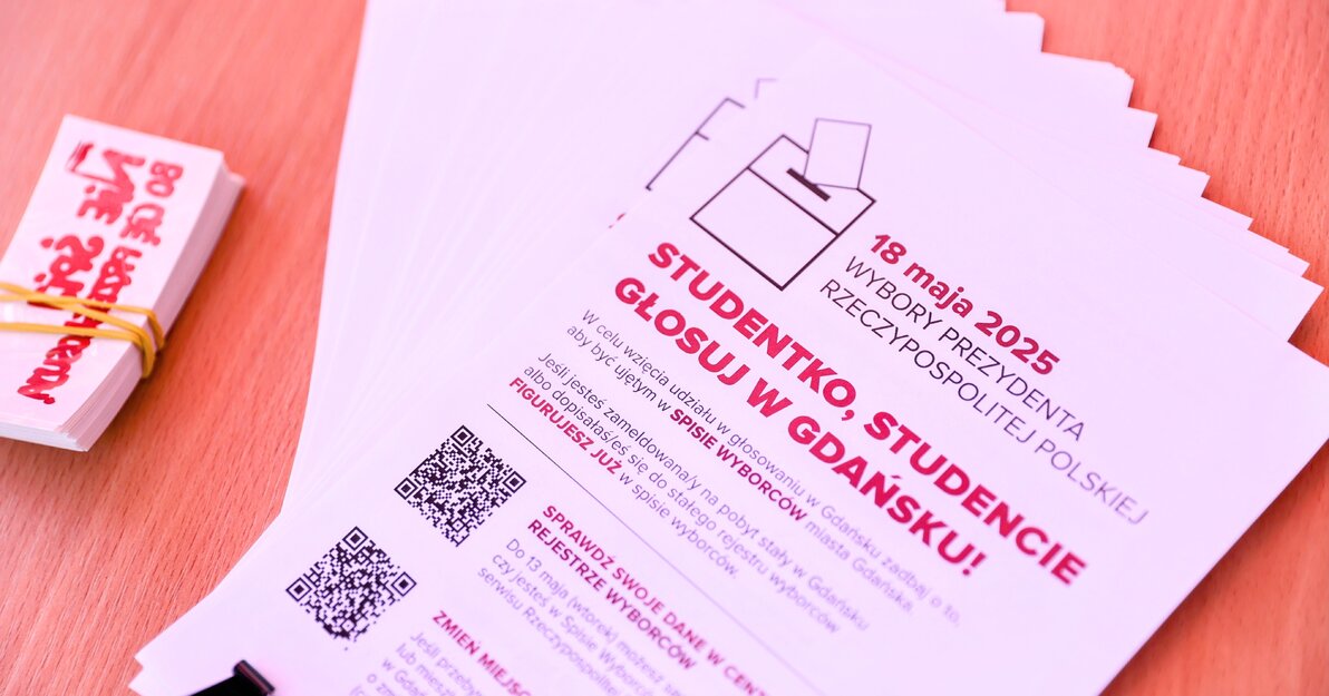 Głosowanie studentów, fot. Dominik Paszliński/ gdansk.pl 