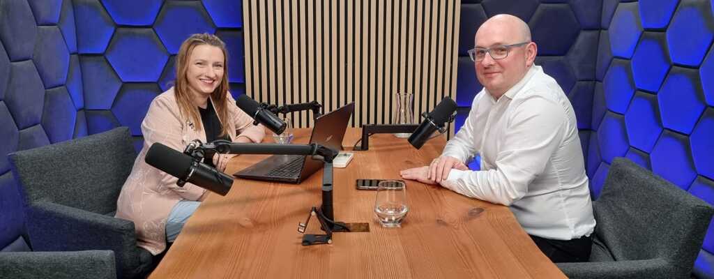 Podcast „Nieoczywiste Rozmowy o PR” z patronatem PSPR