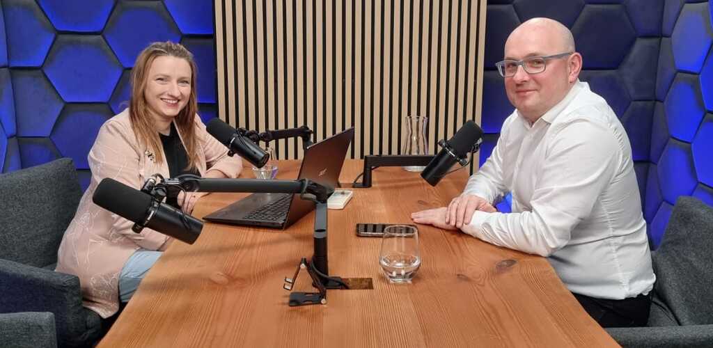 Podcast „Nieoczywiste Rozmowy o PR” z patronatem PSPR