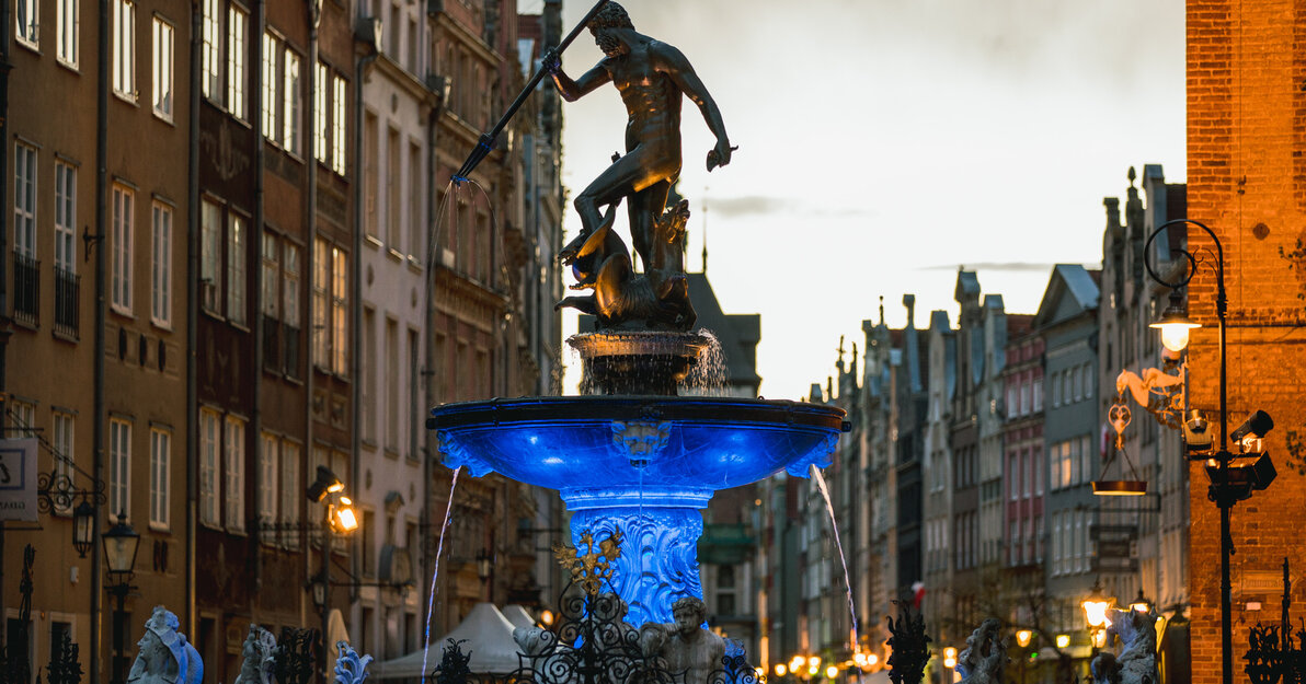 Neptun na niebiesko, fot  Dominik Paszliński