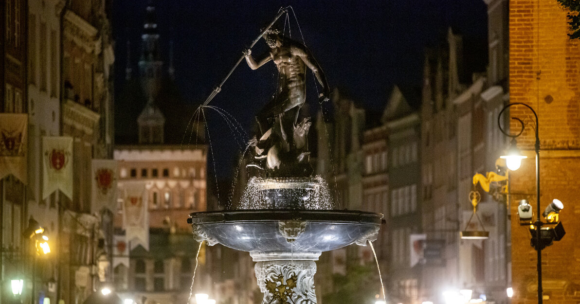 Fontanna neptuna fot  Piotr Wittman gdansk pl