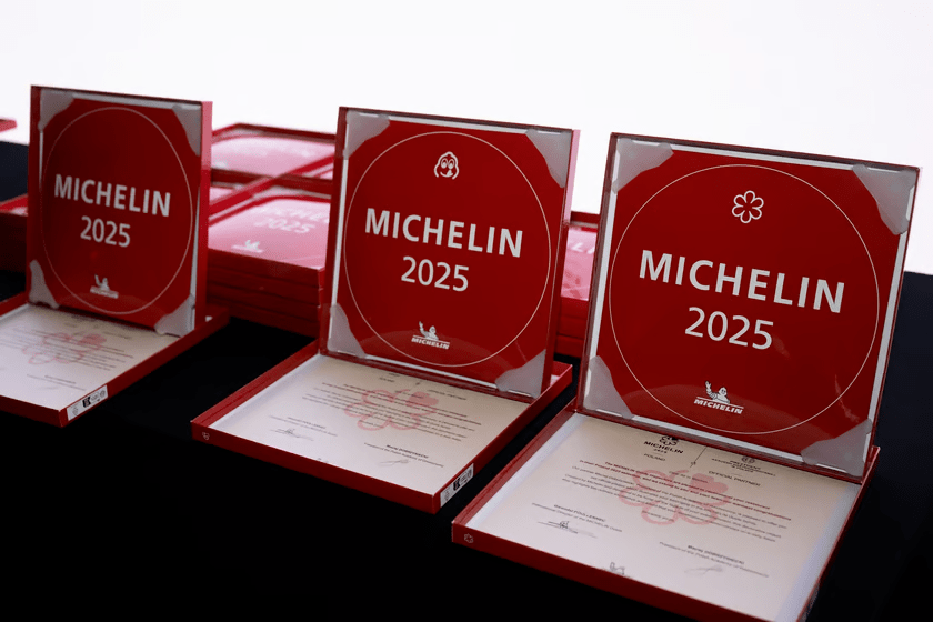 plakietki michelin 2025