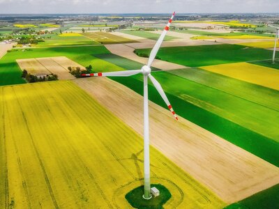 Wytwórcy OZE płacą za własną energię