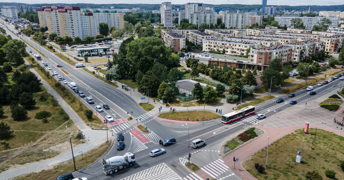 Skrzyżowanie Jana Pawła II i Czarny Dwór w Gdańśku fot  P  Wittman gdansk (2)