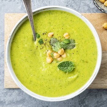 Zdjęcie: Zupy na pierwsze chłody – jak wykorzystać sezonowe warzywa i grzyby