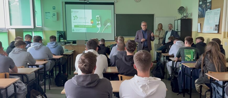 Od szkolnej ławki do dyspozycji mocy. Energa-Operator kształci przyszłych energetyków (Płock)