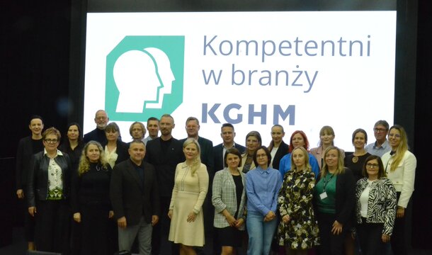 Más de 2300 Competentes en el sector en las clases patrocinadas de KGHM. Firma de acuerdos para el próximo año