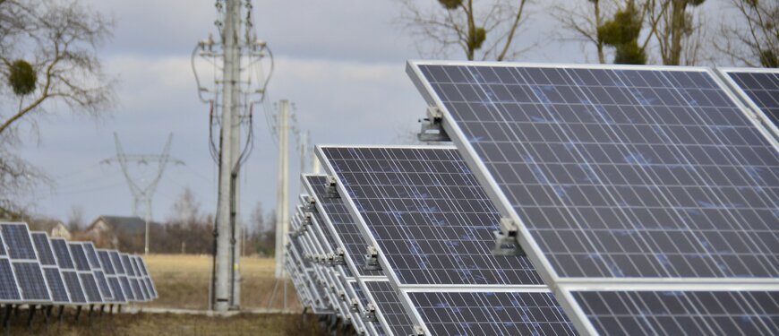 Energa-Operator odpowiada na potrzeby inwestorów OZE. Sieć SN otwarta na przyłączenia komercyjne