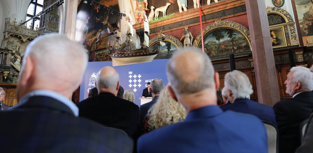 Uroczystość odsłonięcia rekonstrukcji Kąpieli Diany, fot  D  Paszliński, mat  gdansk pl (3)