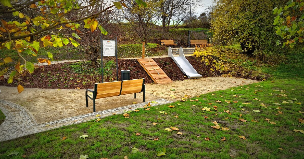 Park Przytulna, materiał DRMG