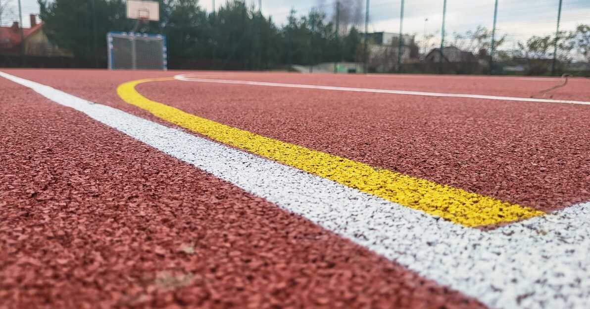 Wyremontowana nawierzchnia boiska, fot. GOS