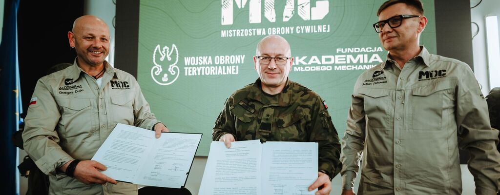 DWOT i Akademia Młodego Mechanika łączą siły 