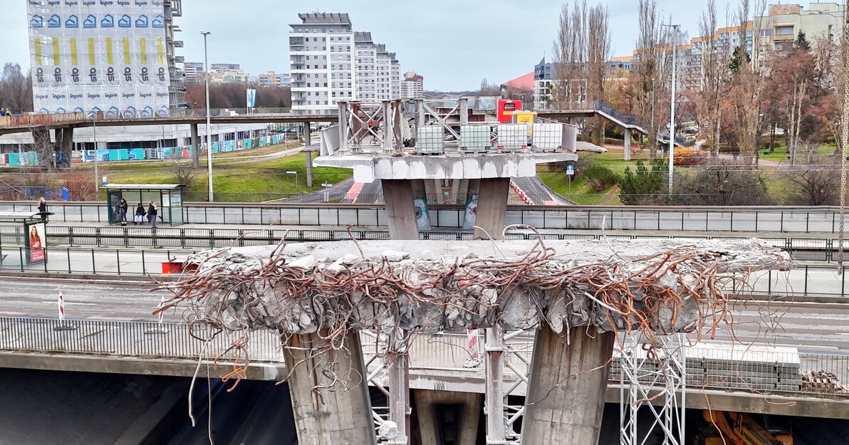 Prace rozbiórkowe kładka Zaspa 2