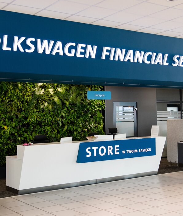 Tysiąc powodów do świętowania! VW FS STORE bije rekord sprzedaży