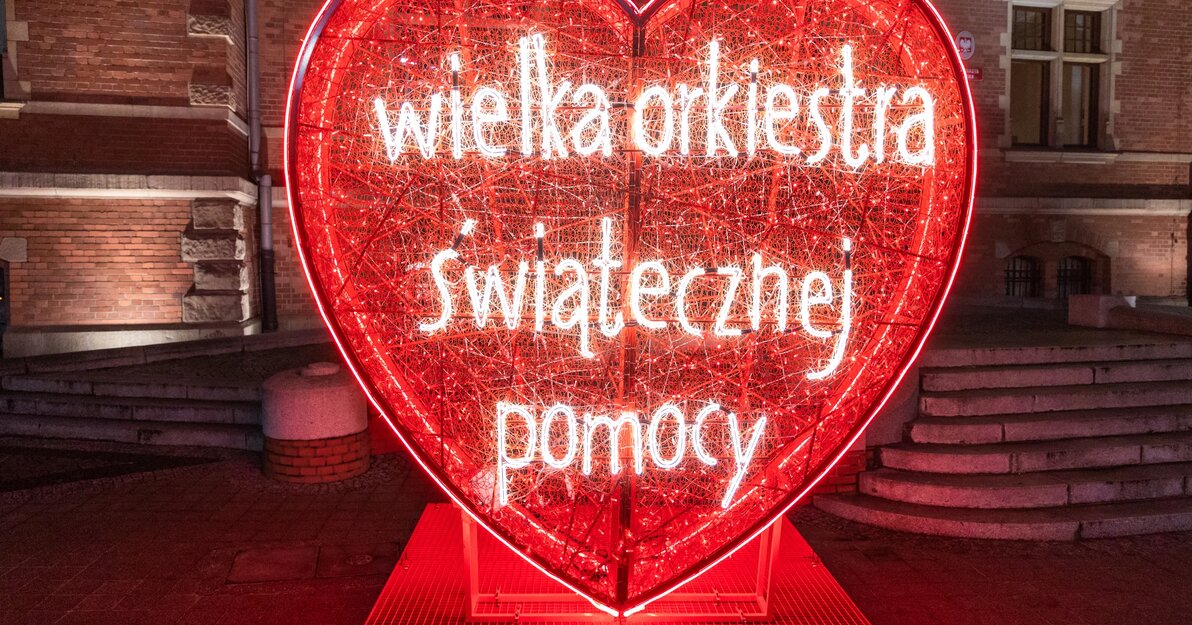 gcm-download-2500-20230117-wosp-serce-puszka-21 a53c60ec