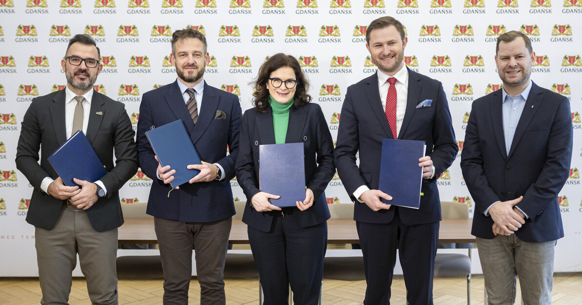 Podpisanie umowy na przebudowę Podwala Przedmiejskiego i Mostu nad Starą Motławą