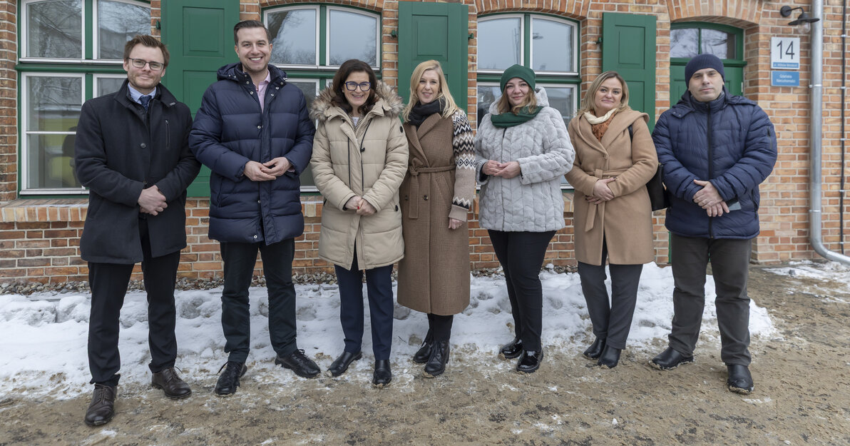 Wręczenie kluczy do mieszkań przy Wilków Morskich 13, 14, 15 i 16  Fot  Grzegorz Mehring (11)