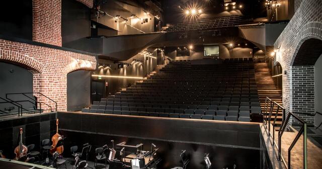 widownia i orkiestron   fot  A  Słomski @Opera na Zamku w Szczecinie