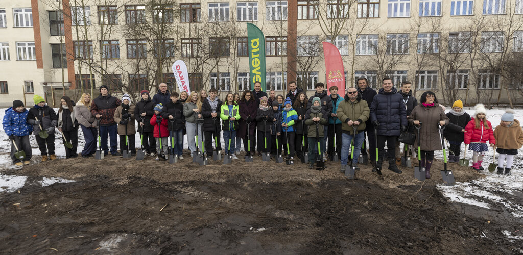 Wbicie łopaty pod basen w Brzeźnie - briefing prasowy fot  G Mehring gdansk (3)