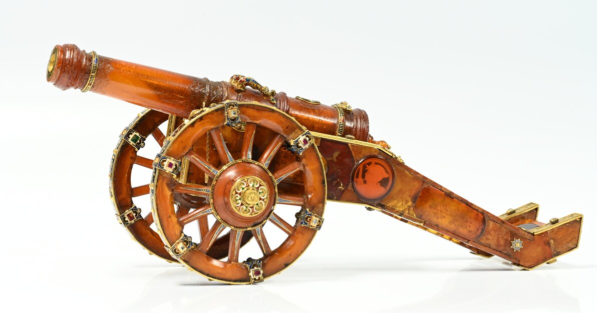 Armatka, fot  B  Kentzer, mat  Muzeum Gdańska