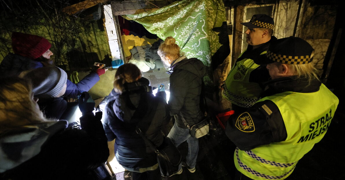 gcm-download-2500-2024-02-28-liczenie-bezdomnych-029 d5b6a928