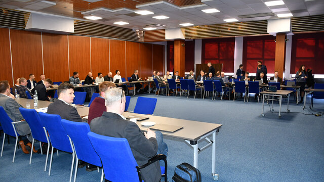 Enea kontynuuje dialog z polskimi firmami  