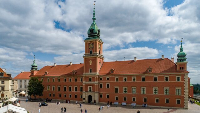 Facade of the Royal Castle_The Royal Castle in Warsaw