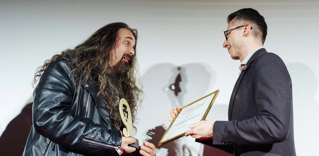 Laudacja dla dr Dominika Lewińskiego, Laureata Lwa PR 2025 w kat. Edukator_ka/ Badacz_ka PR