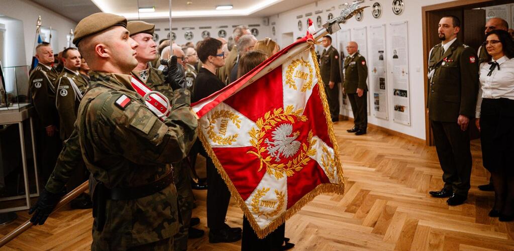 Uroczyste otwarcie sali tradycji Dowództwa Wojsk Obrony Terytorialnej