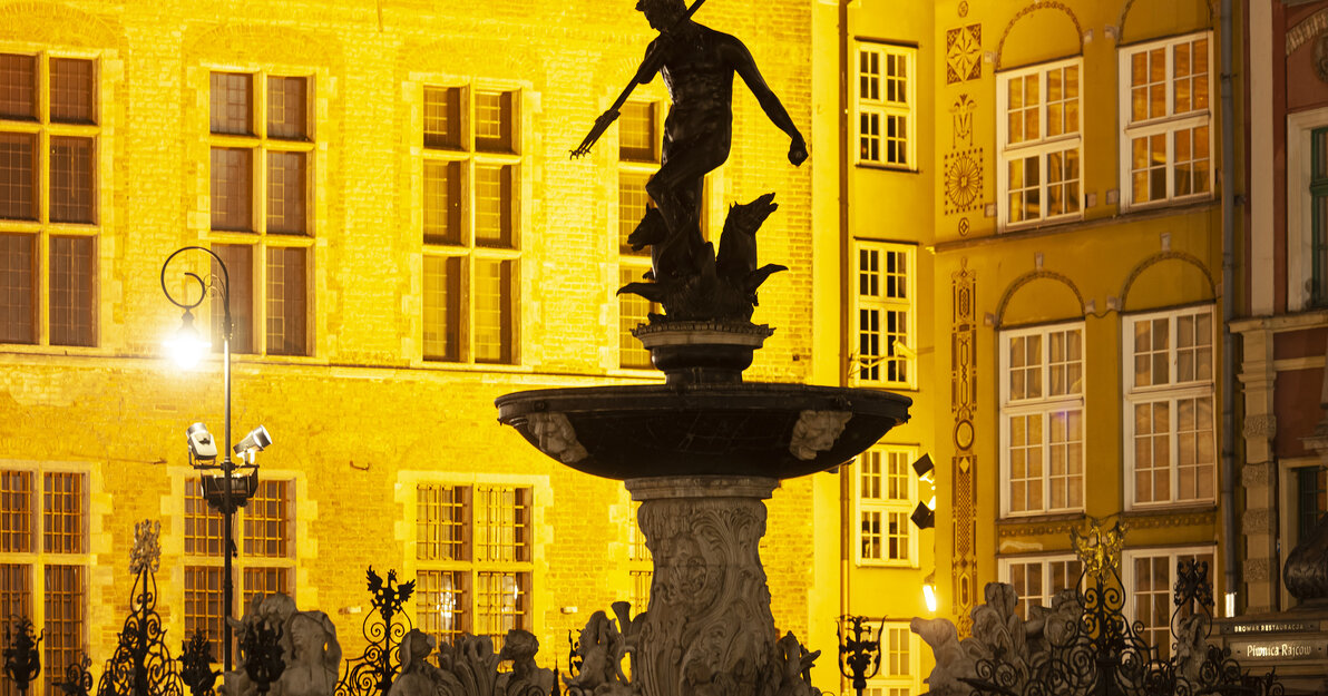 Wyłączenie podświetlenia fontanny Neptuna, fot  Piotr Wittman